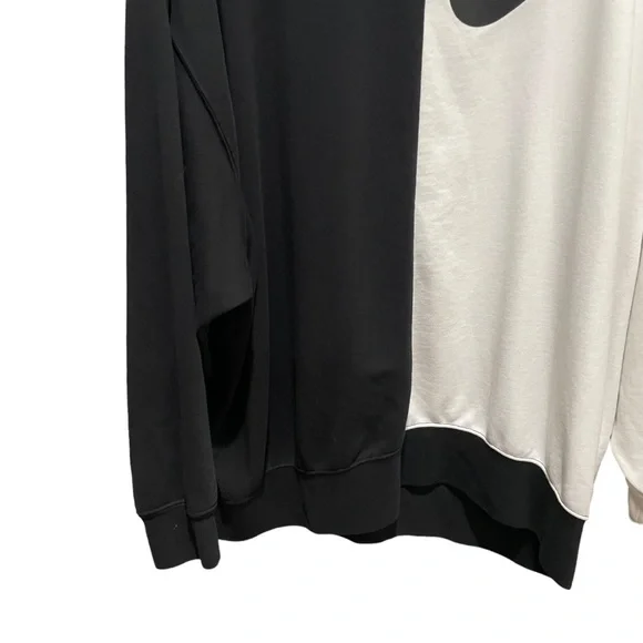 Nike Oversized Sportswear Sweatshirt Black and White Size Small - Picture 6 of 11